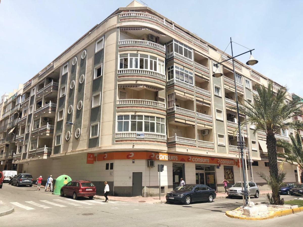 Sunny Fiat Apartment Torrevieja Exterior photo